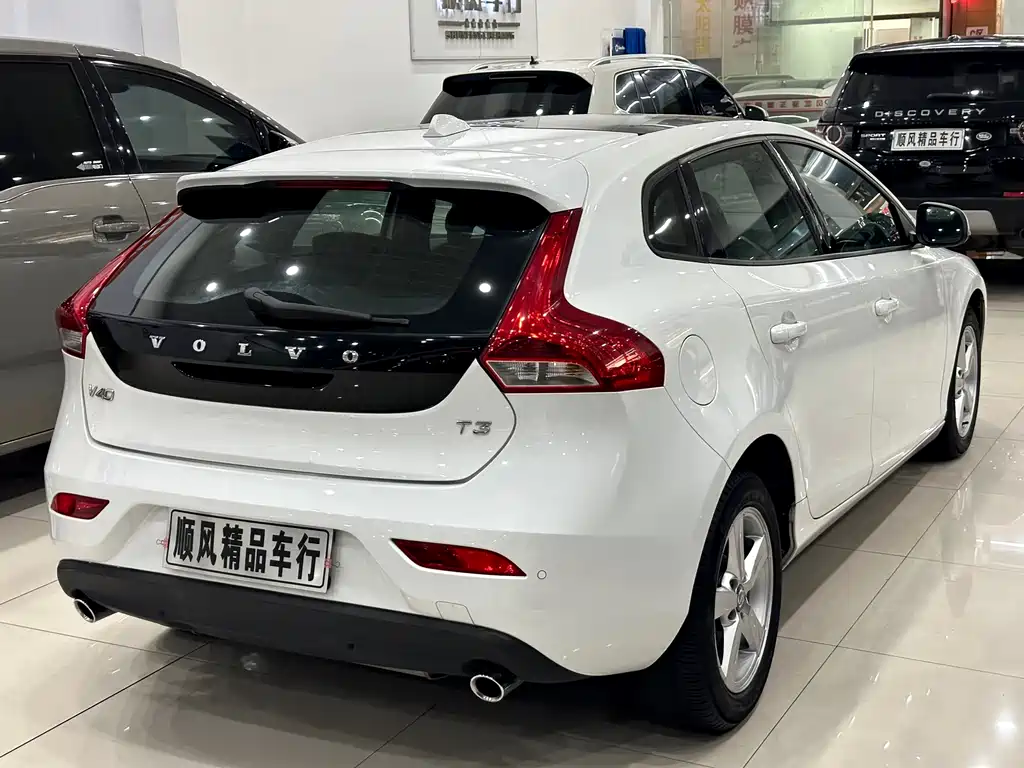 Volvo V40 — миниатюра 29
