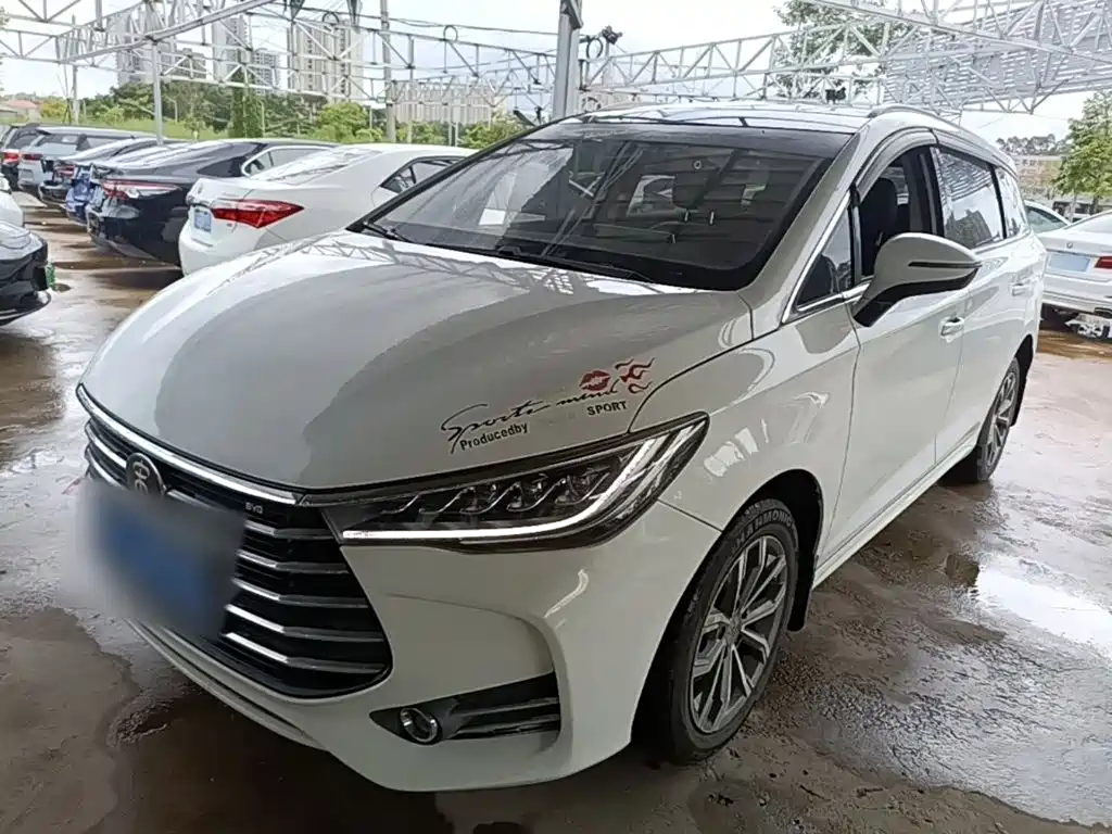 BYD MAX — миниатюра 2