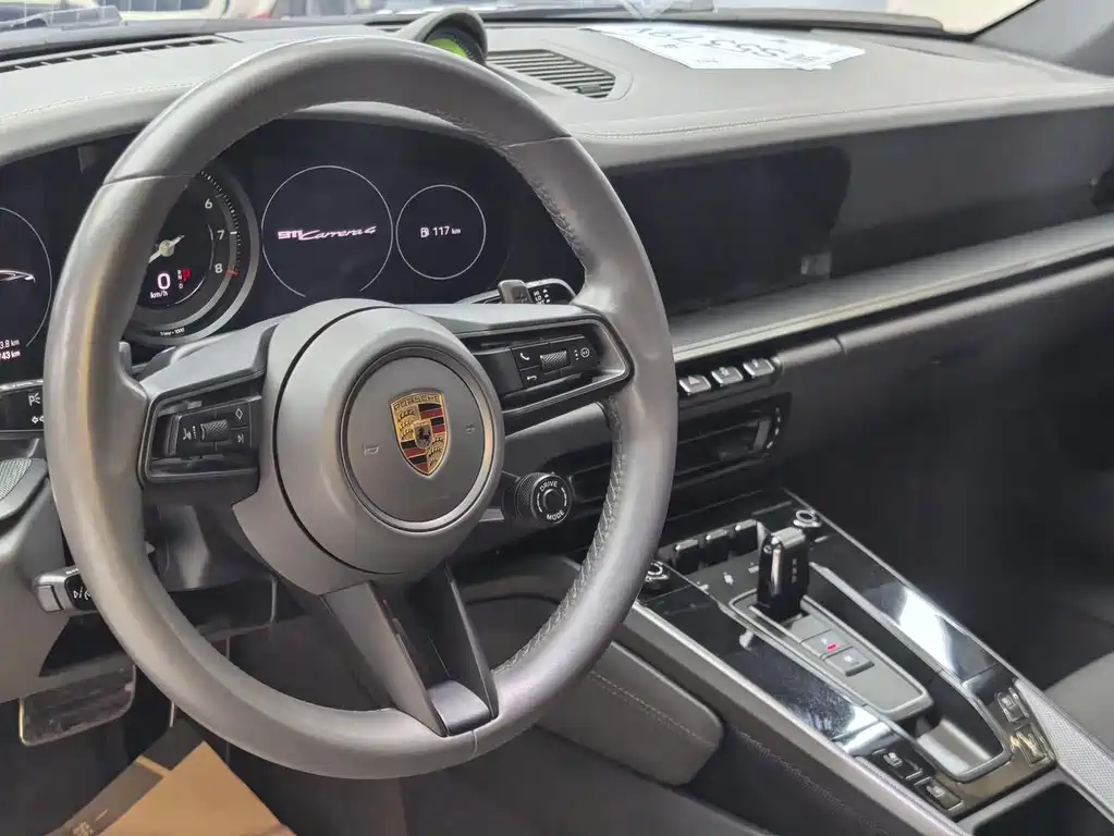 Porsche 911 2023 Carrera 4 3.0T