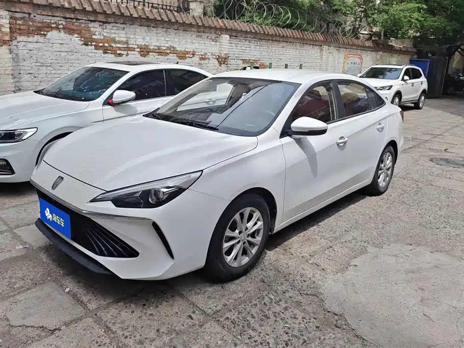 Купить Roewe i5