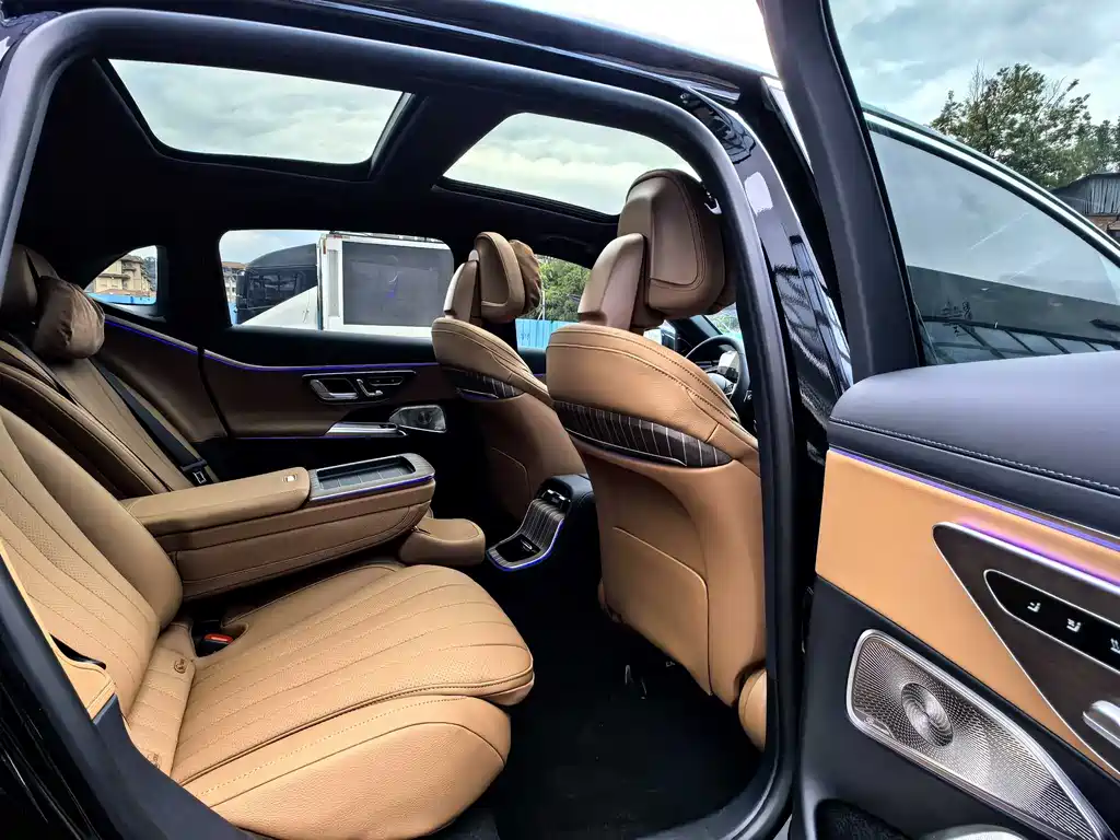 Mercedes-Benz E-Class E 2026 E 300 L Luxury
