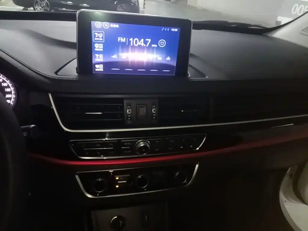 Forthing Jingyi X6 Dynamic Enjoy Series 1.5T CVT Premium Type, фото 13
