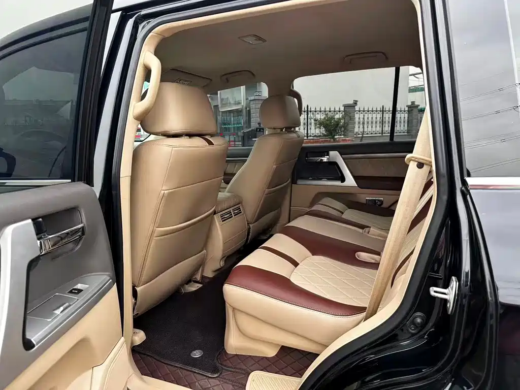 Toyota Land Cruiser 2015 4.0L V6