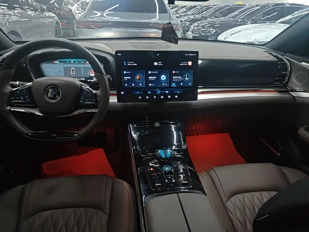 BYD Han 2023 DM-i Champion 121KM Luxury
