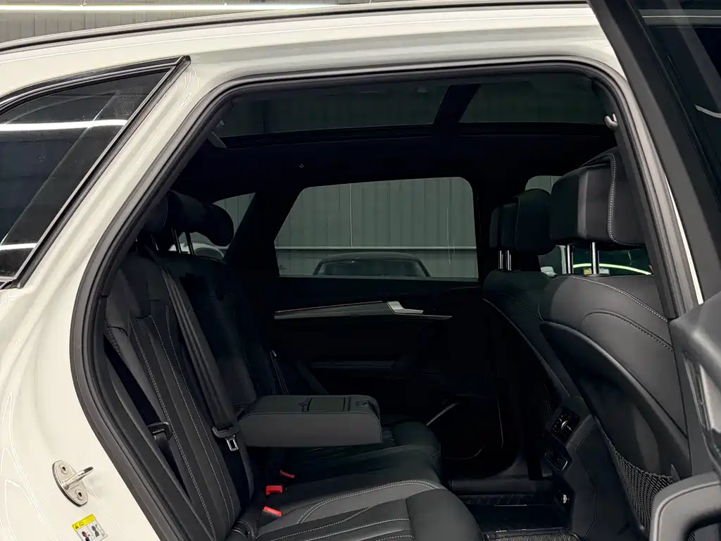 Audi Q5L — миниатюра 6