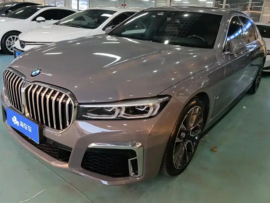 BMW 7 SERIES