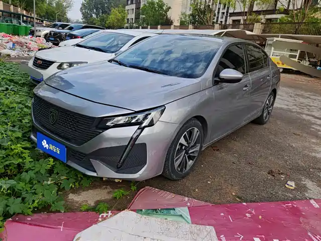 PEUGEOT  408 2023