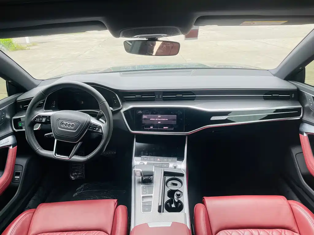 Audi A7L 2025 45 TFSI quattro