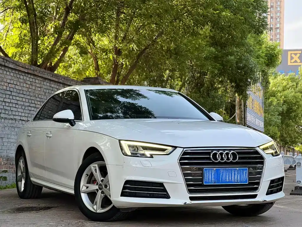 Audi A4L 2017 Plus 40 TFSI Fashion
