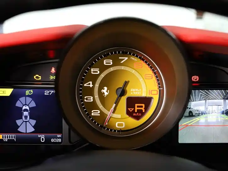 Ferrari F8 2019 Tributo 3.9T V8