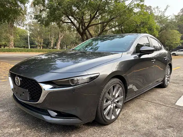 mazda 3-angkesaila