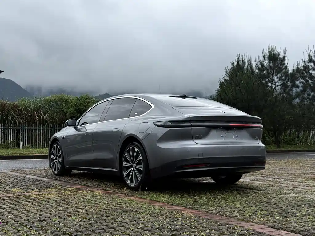 NIO ET7 2024 100kWh Executive