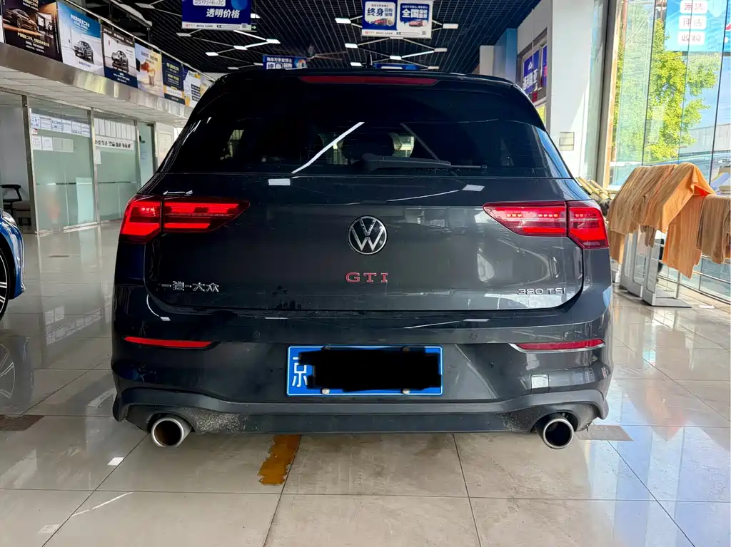 Volkswagen Golf GTI — миниатюра 10