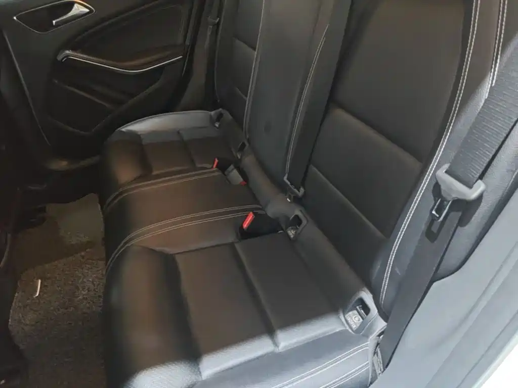 Mercedes-Benz GLA — миниатюра 17