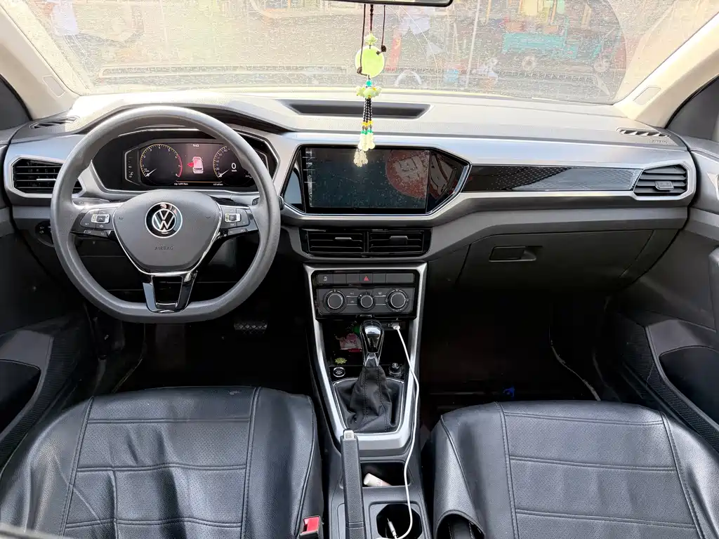 Volkswagen T-Cross — миниатюра 7