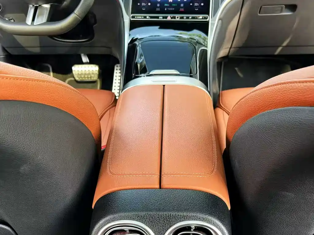 Mercedes-Benz GLC — миниатюра 8