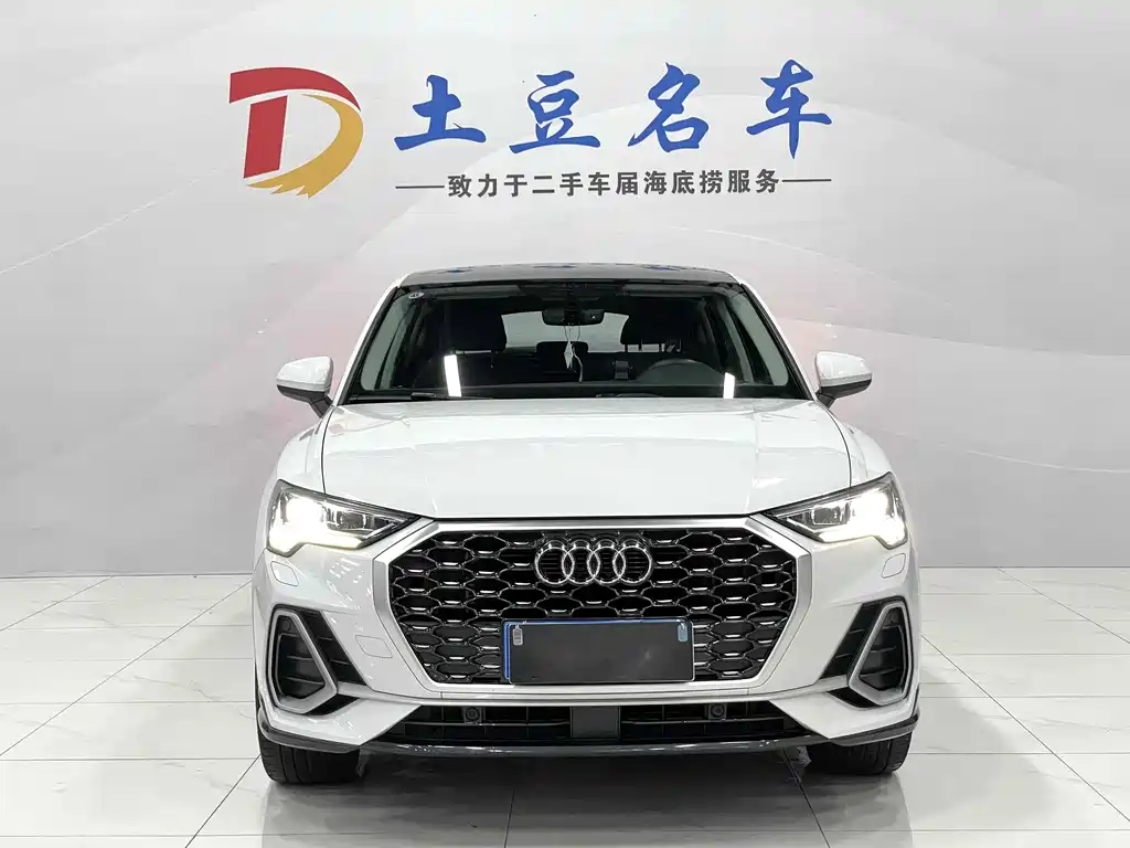 Audi Q3 Sportback - фото 2