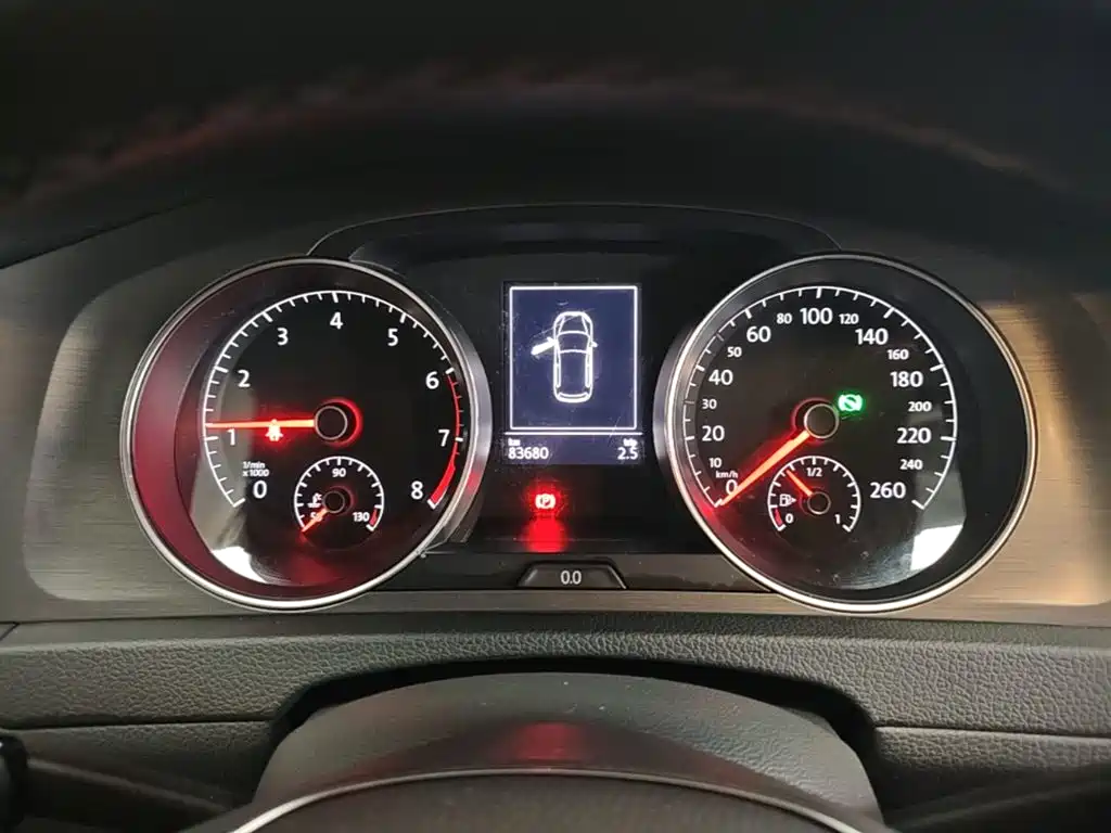 Volkswagen Golf — миниатюра 12