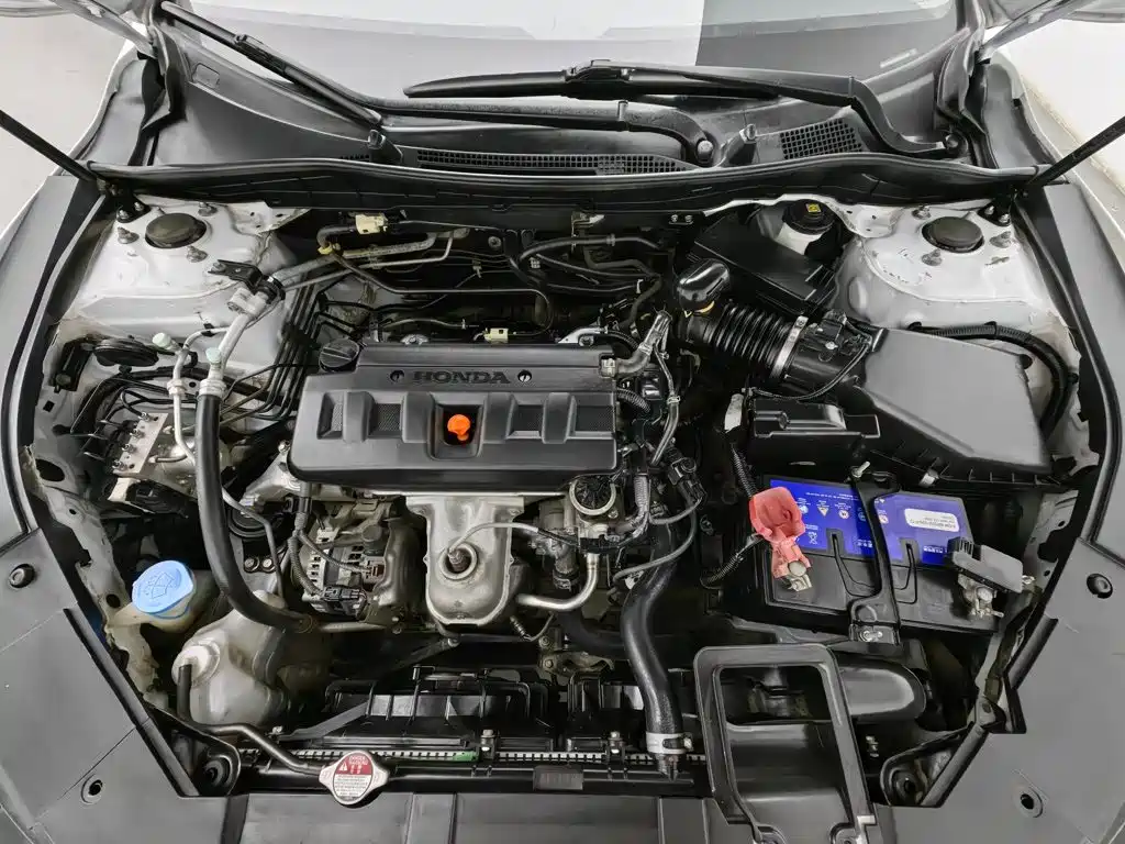 Honda Accord — миниатюра 6