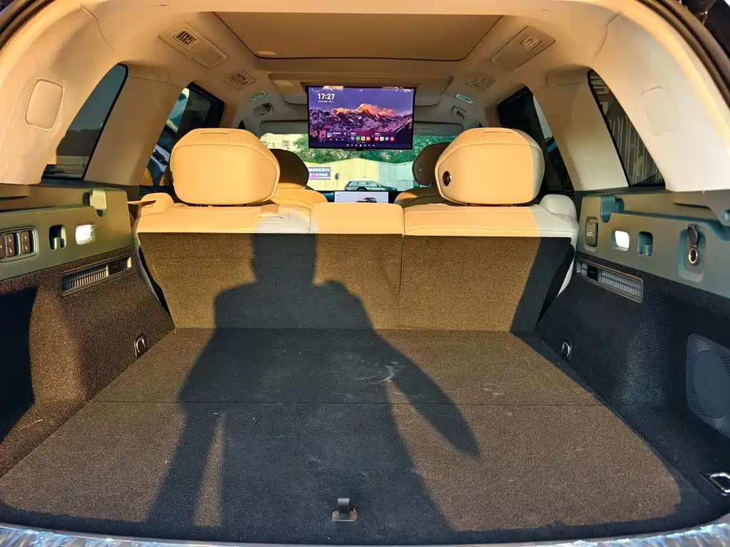 VOYAH Taishan X8 — миниатюра 24