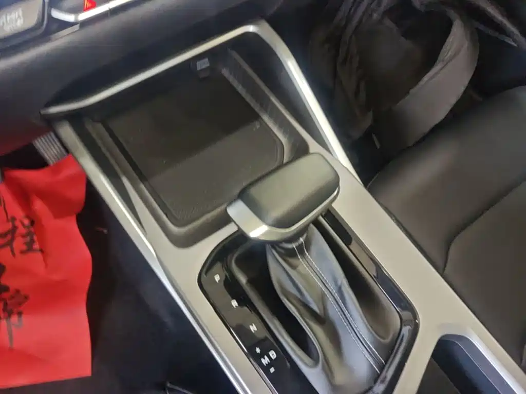 Geely Emgrand — миниатюра 14