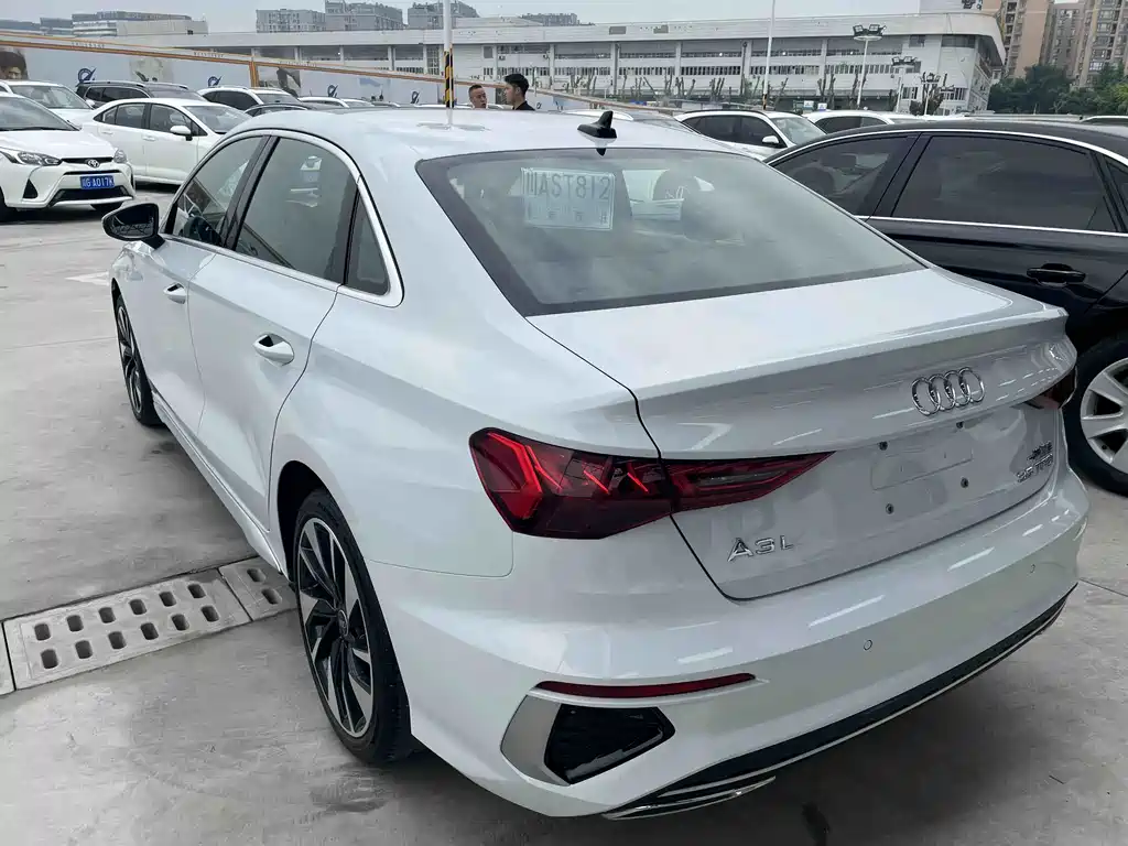 Audi A3 — миниатюра 12
