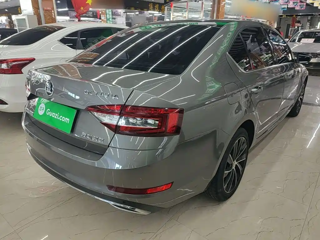 Skoda Octavia — миниатюра 7