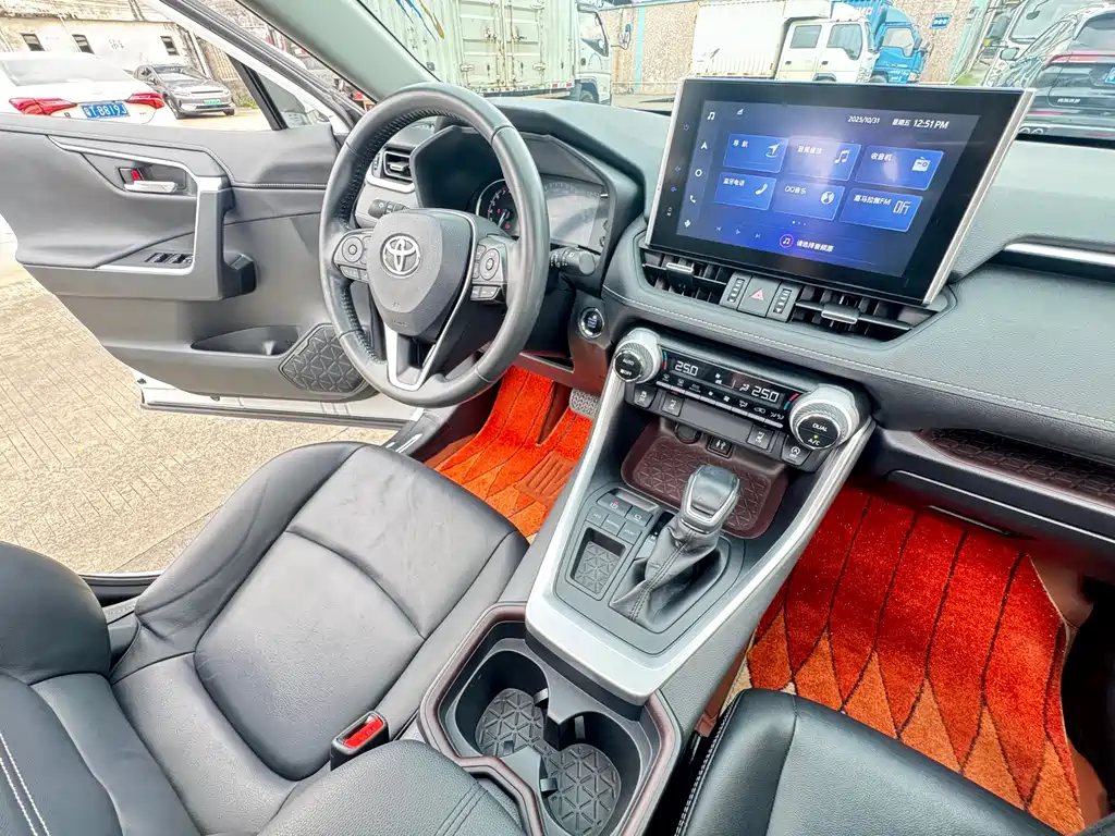 TOYOTA RAV4 RONGFANG