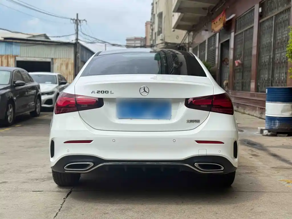 Mercedes-Benz A-Class — миниатюра 6