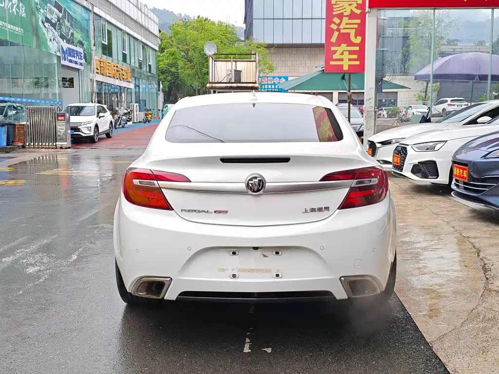 Buick Regal — миниатюра 9