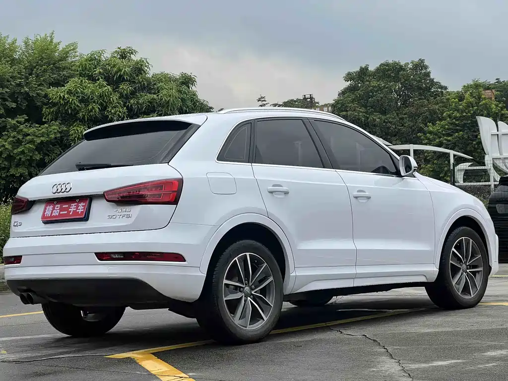 Audi Q3 2018 30 TFSI