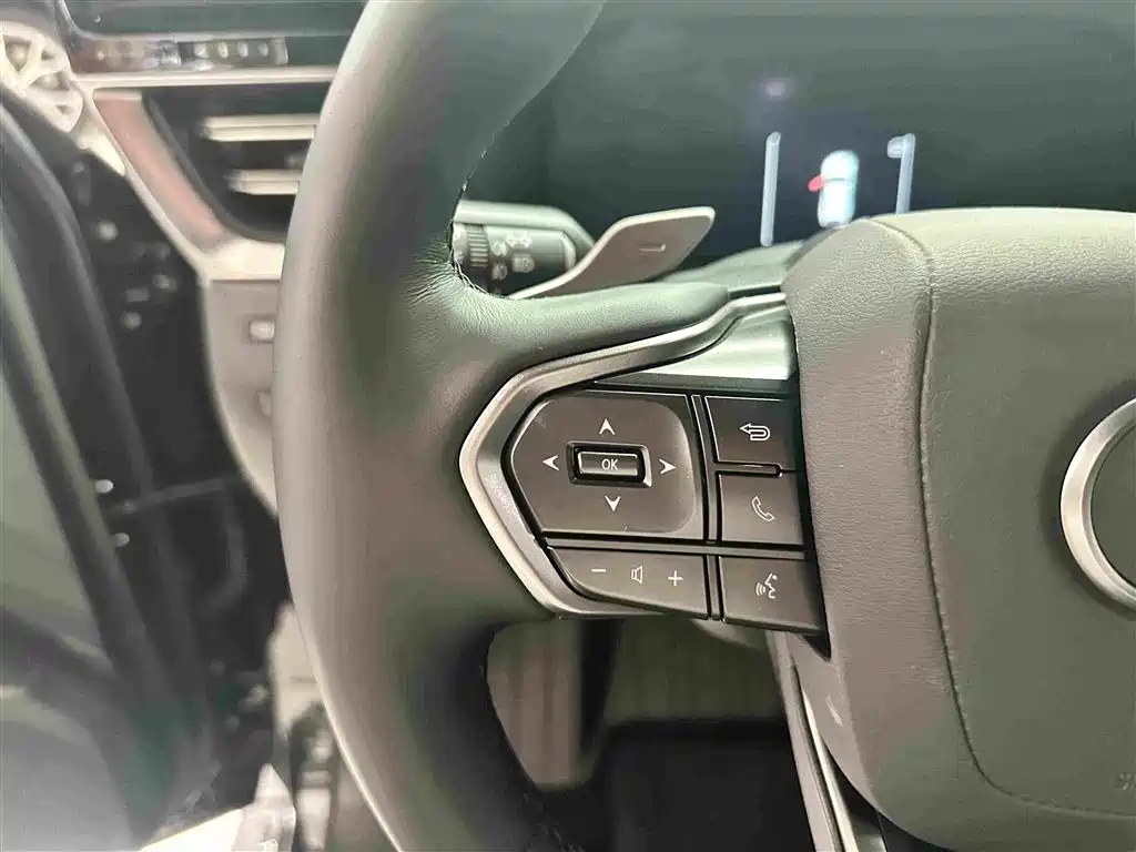 Lexus GX — миниатюра 10