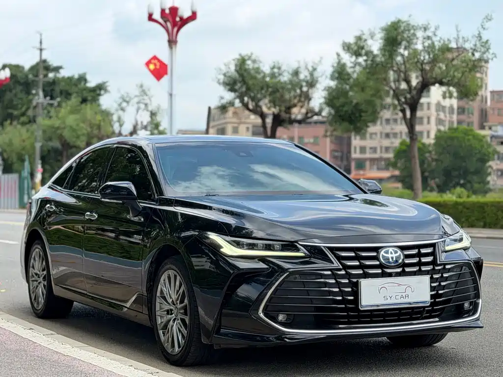 Toyota Avalon — миниатюра 3