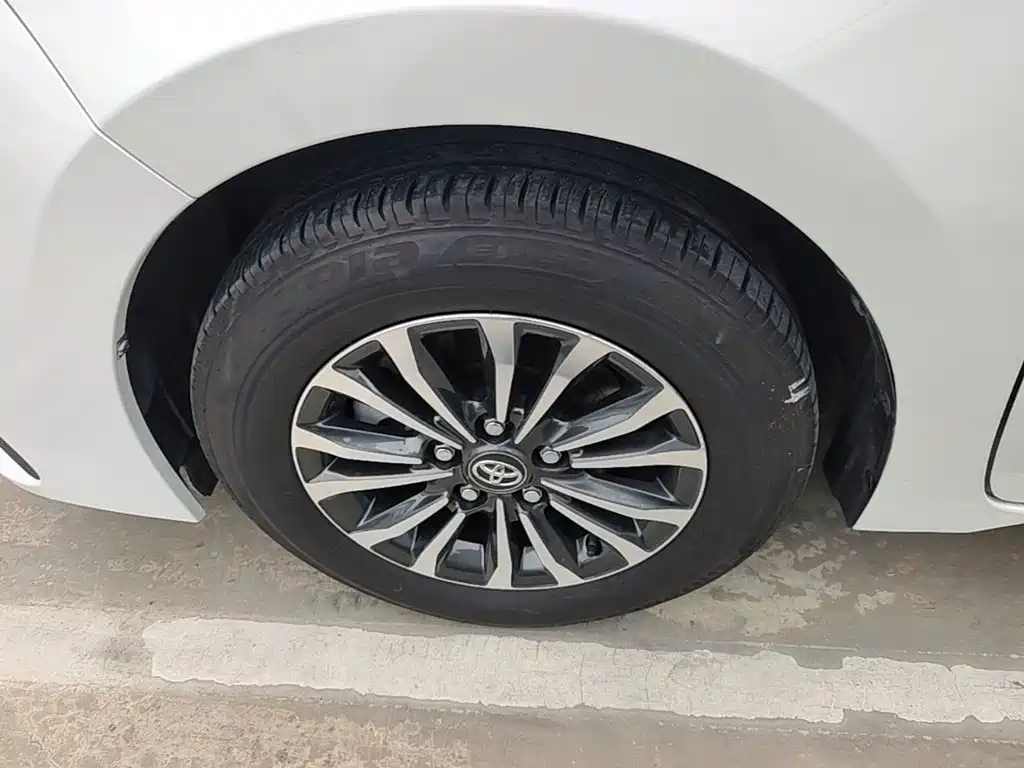 Toyota Corolla — миниатюра 23
