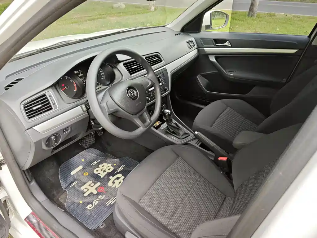 Volkswagen Lavida — миниатюра 7
