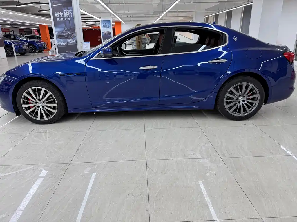 Maserati Ghibli 2022 2.0T GT