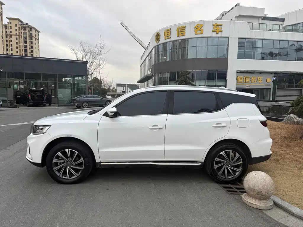 GEELY AUTOMOBILE VISION X6