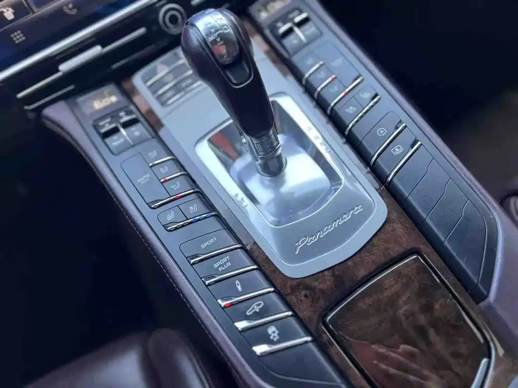 Porsche Panamera — миниатюра 15