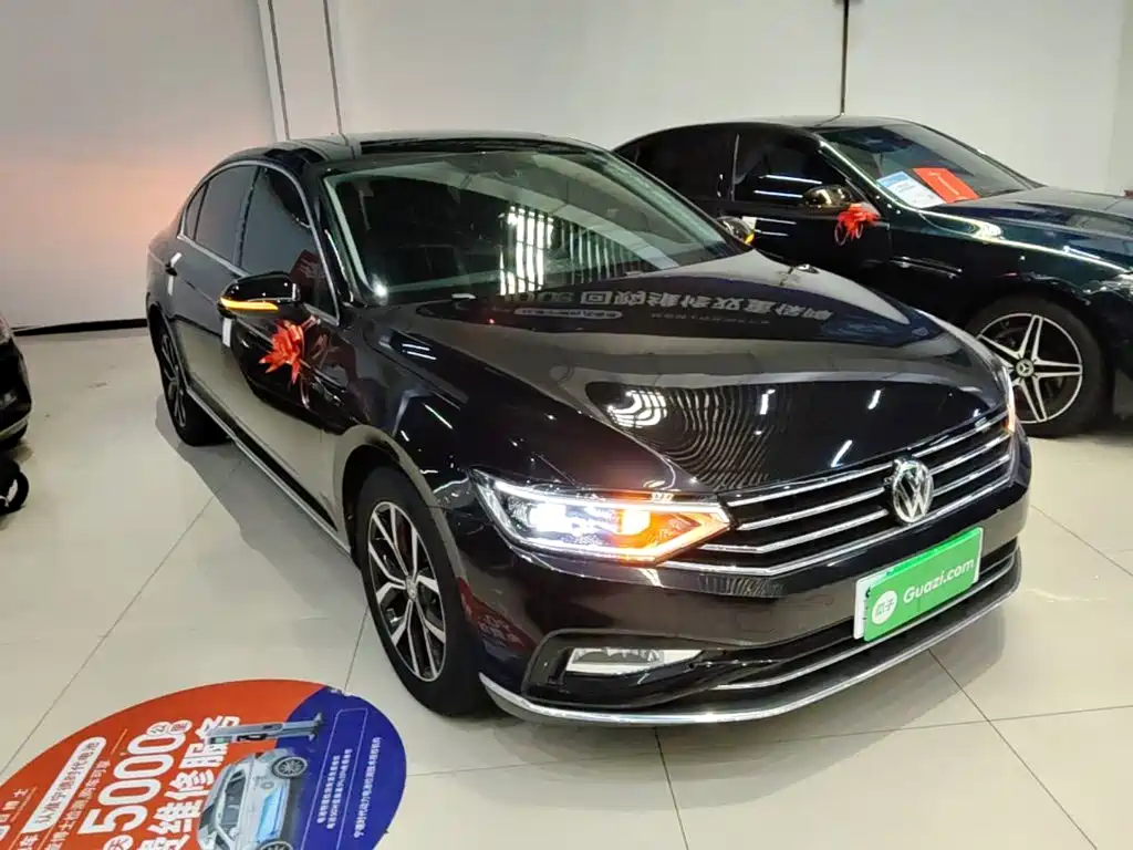 Volkswagen Magotan 2020 330TSI DSG Lead