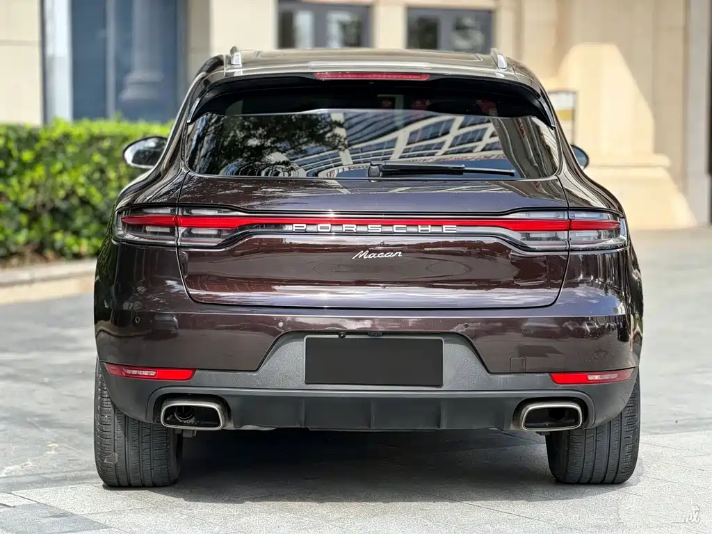Porsche Macan — миниатюра 8