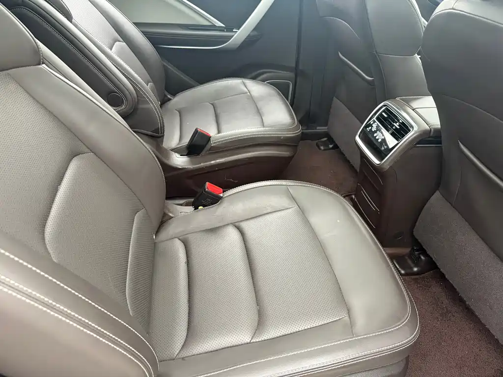 GEELY AUTOMOBILE JIAJIE