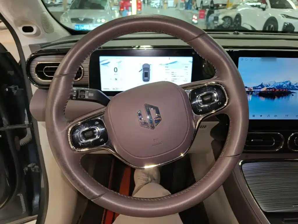 Leapmotor Leapmotor C11 — миниатюра 11