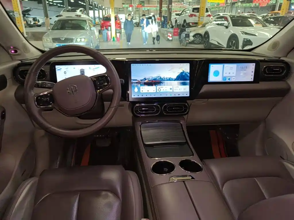 Leapmotor Leapmotor C11 — миниатюра 10