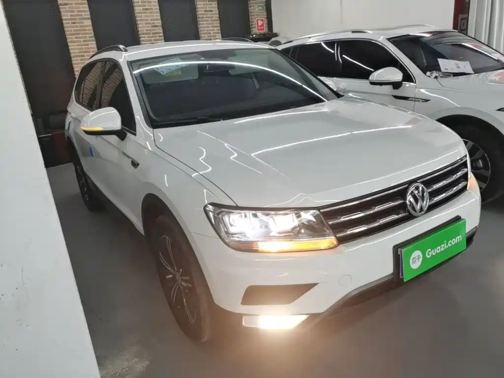 Volkswagen Tiguan L — миниатюра 4