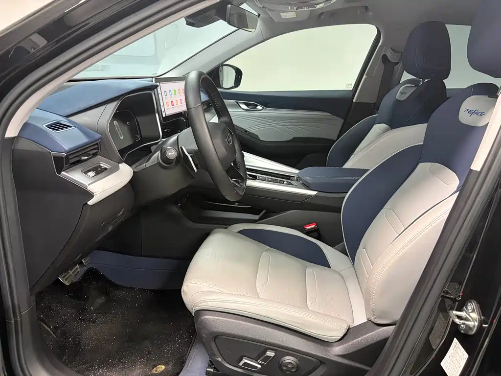 Geely Preface 2023 2.0TD Luxury