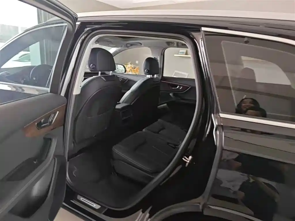 Audi Q7 2024 55 TFSI quattro S line Sport