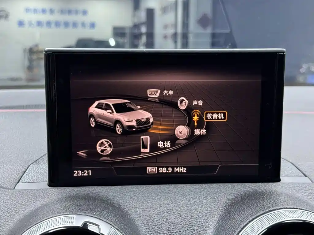 Audi Q2L — миниатюра 15