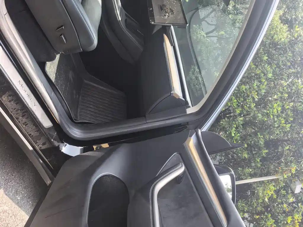 Tesla Model Y — фотографии объявления, Фото 14