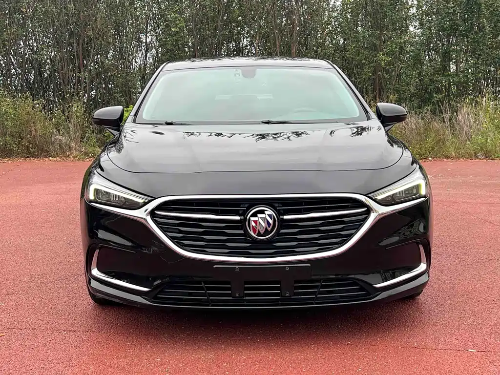Buick LaCrosse — миниатюра 2