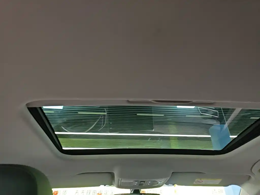 Volkswagen Lavida — миниатюра 18